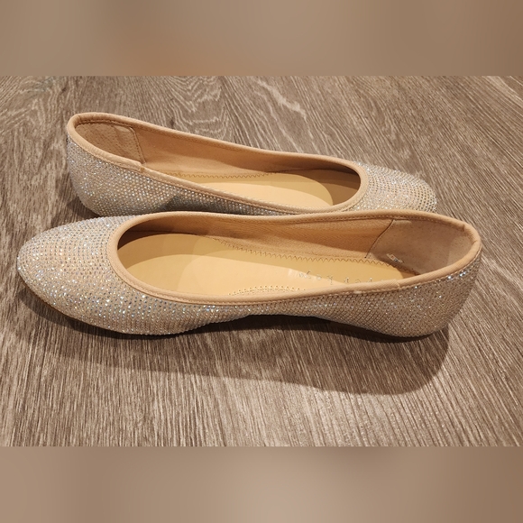 Copper Key Rhinestone Flats - Picture 3 of 7